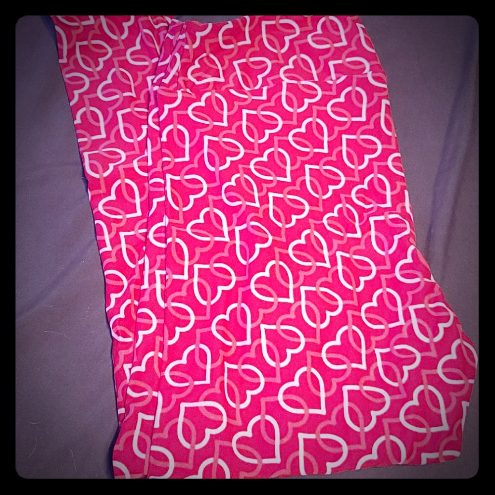 💕Lularoe Heart TC Leggings💕